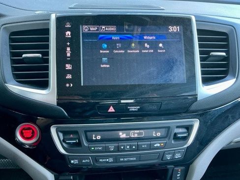 Used 2018 Honda Ridgeline RTL-E image 34