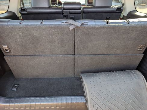 Used 2013 Lexus GX 460 image 30