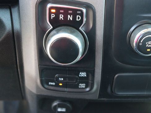 Used 2021 RAM 1500 Tradesman w/ Chrome Appearance Group AWD/4WD image 18