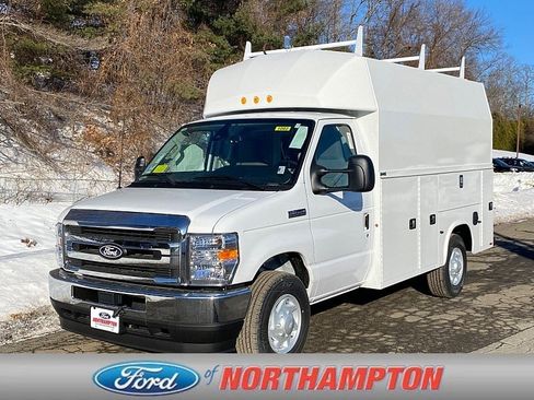 New 2026 Ford E-350 and Econoline 350 Super Duty w/ Power Equipment Group RWD image 1