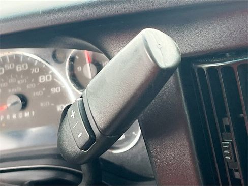 Used 2024 GMC Savana 2500 w/ Driver Convenience Package image 16