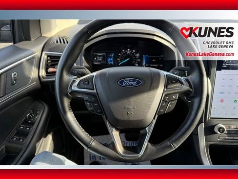 Used 2023 Ford Edge SEL image 37