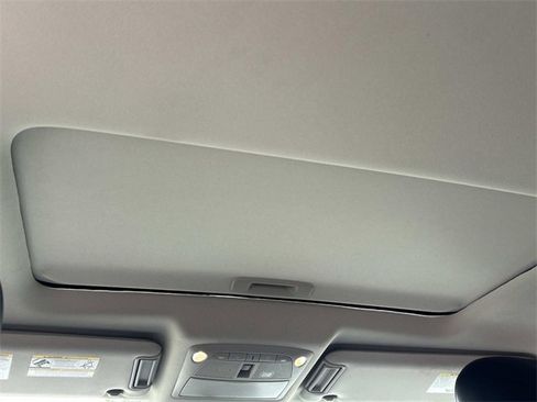 Used 2024 Nissan Armada Platinum w/ Cargo Package image 24