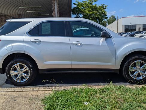 Used 2016 Chevrolet Equinox LS FWD image 8
