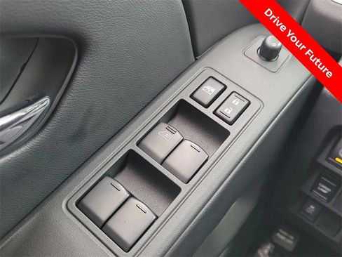 Certified 2025 Nissan Frontier SV RWD image 20