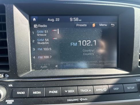 Used 2018 Hyundai Elantra Value Edition FWD image 23