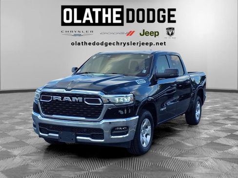 Certified 2025 RAM 1500 Big Horn AWD/4WD image 1