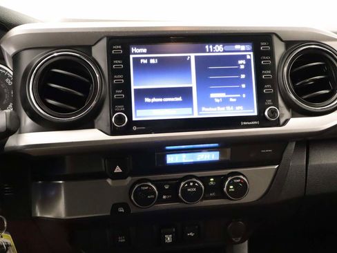 Used 2022 Toyota Tacoma SR5 image 10