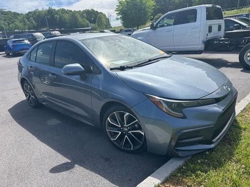 Used 2020 Toyota Corolla SE w/ SE Premium Package FWD image 9