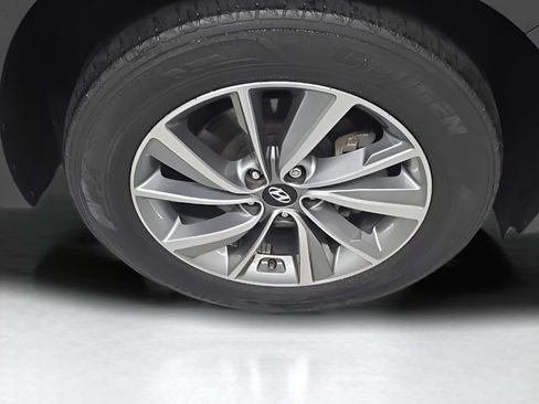 Used 2020 Hyundai Santa Fe SEL w/ Convenience + Premium Package FWD image 43