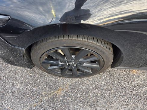 Used 2024 MAZDA MAZDA3 s FWD image 4