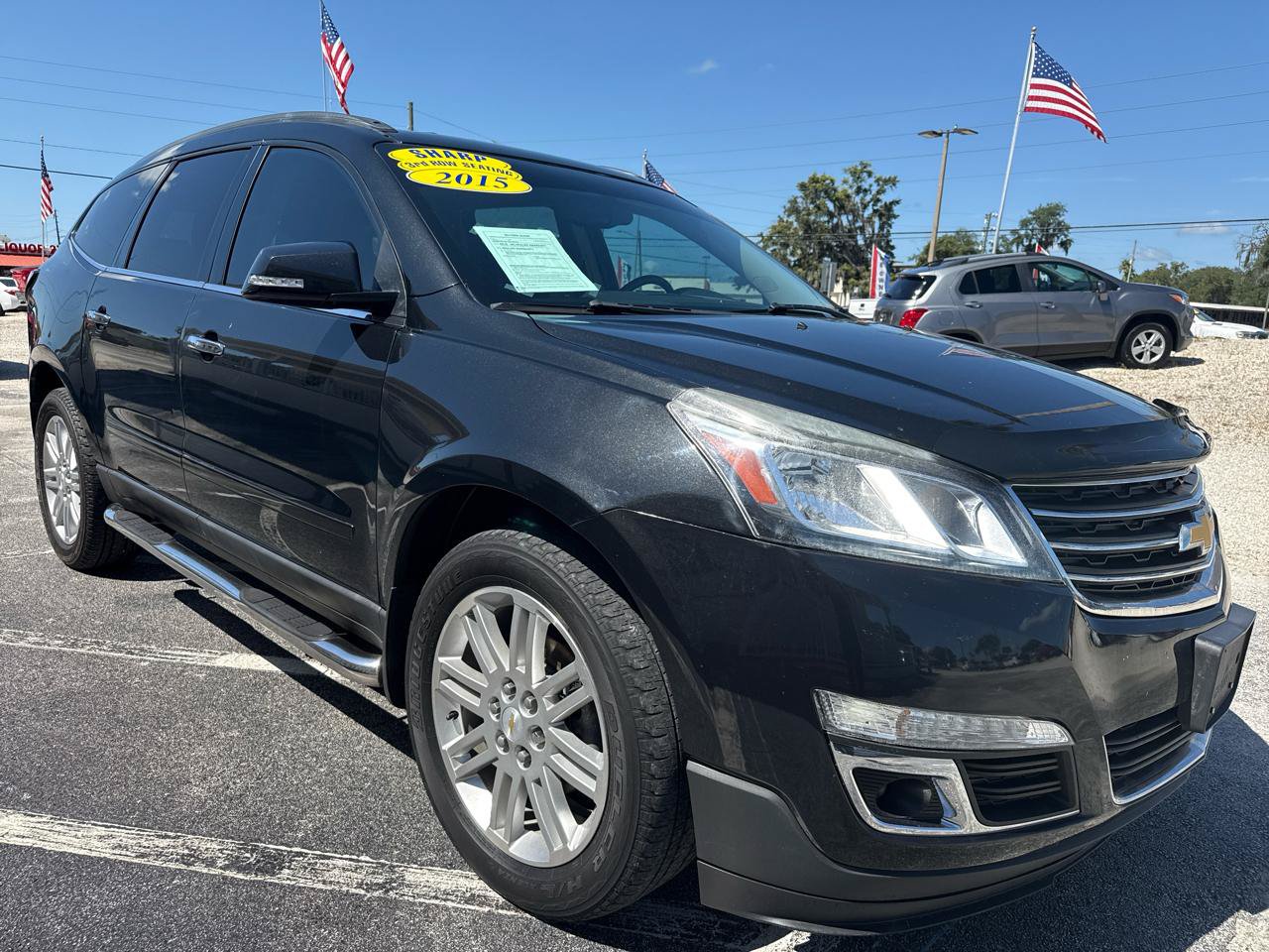 Used 2015 Chevrolet Traverse LT w/ Style and Technology Package FWD image 7