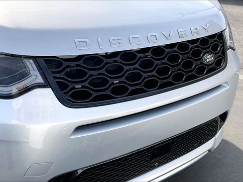 Used 2025 Land Rover Discovery Sport S image 30