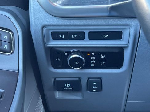 Used 2023 Ford F150 Lariat w/ Trailer Tow Package AWD/4WD image 32