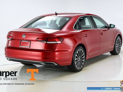 Used 2022 Volkswagen Passat 2.0T FWD image 47