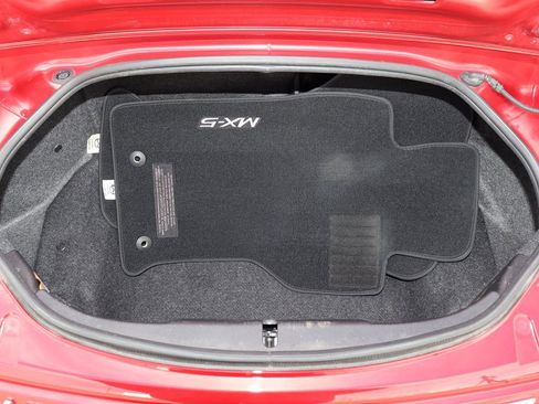 Used 2017 MAZDA MX-5 Miata RF Grand Touring image 42