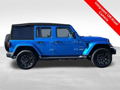 Used 2024 Jeep Wrangler Unlimited Sahara w/ Technology Group image 31