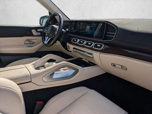 Certified 2023 Mercedes-Benz GLS 580 4MATIC image 21