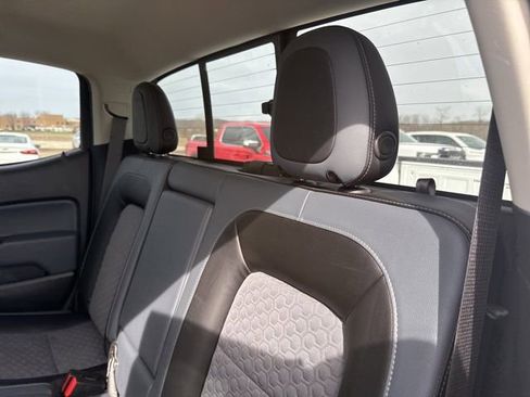 Used 2022 Chevrolet Colorado Z71 w/ Safety Package image 38