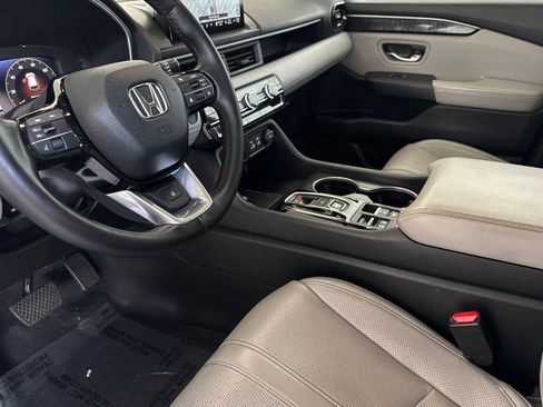 Certified 2023 Honda Pilot Elite image 4