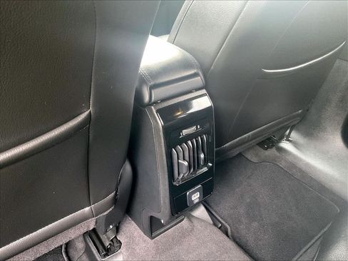 Used 2023 Jeep Compass Limited AWD/4WD image 28