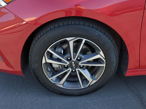 Used 2024 Kia Forte LXS image 13