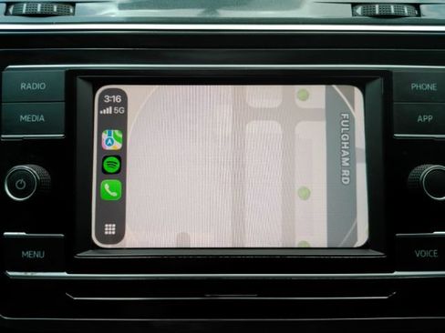 Used 2021 Volkswagen Tiguan S FWD image 13