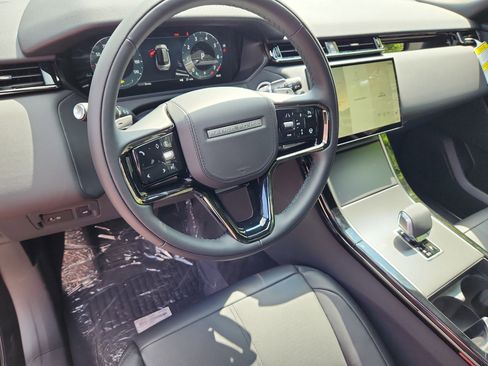 Used 2026 Land Rover Range Rover Velar S image 15