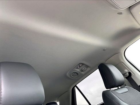 New 2026 Ford Explorer Active image 29