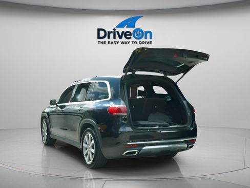 Used 2022 Mercedes-Benz GLS 450 4MATIC image 4