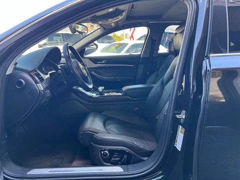 Used 2012 Audi A8 4.2 image 12