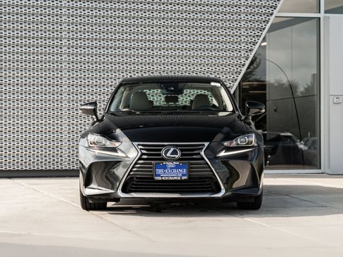 Used 2017 Lexus IS 300 AWD w/ Navigation System Package image 27