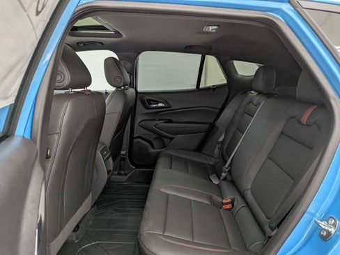 New 2025 Chevrolet Trax RS w/ Sunroof Package image 20