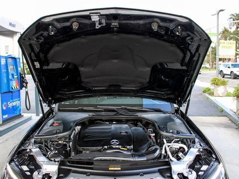 Used 2022 Mercedes-Benz E 350 Sedan w/ AMG Line Exterior image 45