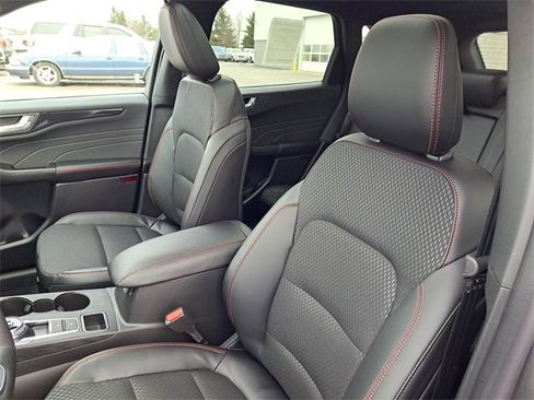 New 2026 Ford Escape ST-Line w/ Tech Pack #1 image 31