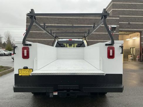New 2026 Ford F550 4x4 Crew Cab image 8