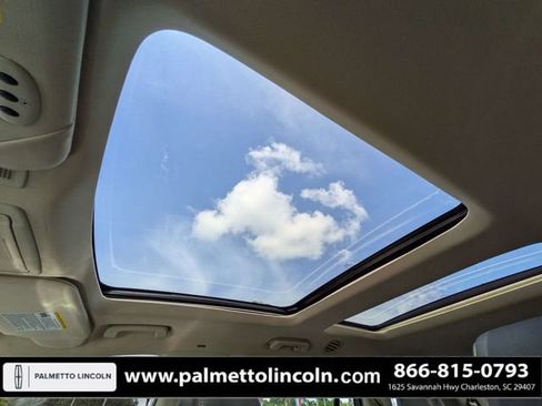 Used 2014 Lincoln MKT AWD w/ Equipment Group 201A image 21