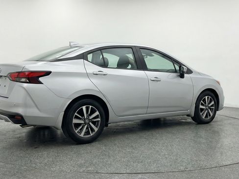 Used 2025 Nissan Versa SV FWD image 9