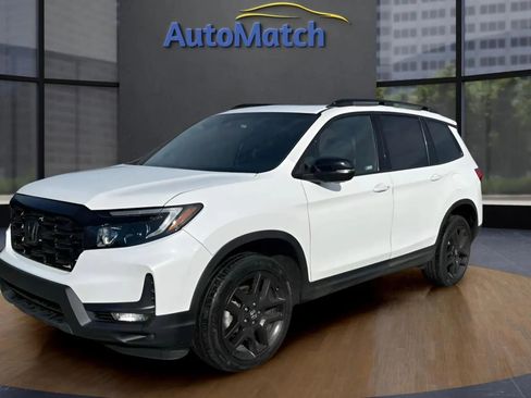 Used 2023 Honda Passport Elite image 3