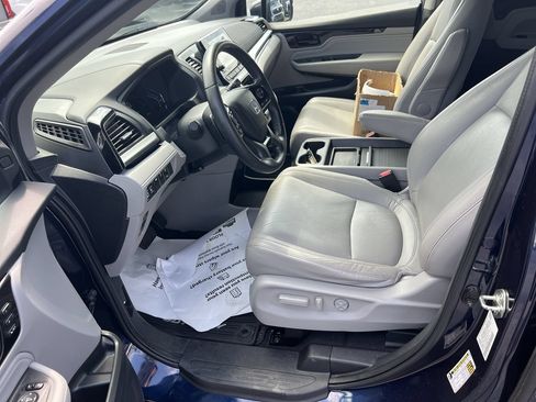 Used 2021 Honda Odyssey Touring image 16