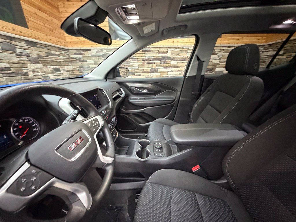 Used 2024 GMC Terrain SLE w/ Driver Convenience Package AWD/4WD image 32