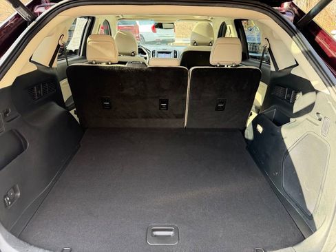 Used 2019 Ford Edge Titanium w/ Cold Weather Package image 32