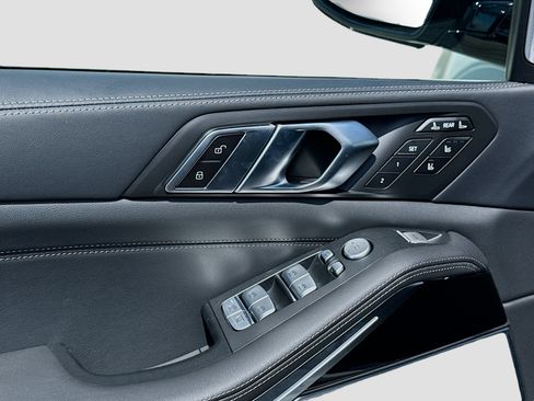 New 2026 BMW ALPINA XB7 AWD/4WD image 25