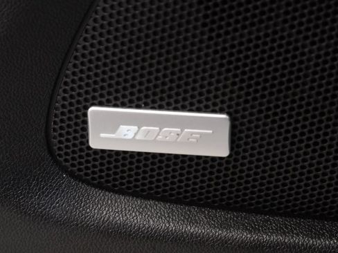 Used 2017 Chevrolet Malibu LT w/ Leather Package FWD image 18