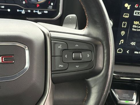 Used 2022 GMC Sierra 1500 AT4 w/ AT4 Premium Package image 11