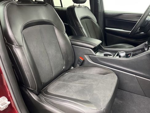Used 2024 Jeep Grand Cherokee Altitude AWD/4WD image 22