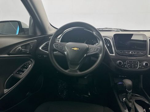 Used 2024 Chevrolet Malibu LT FWD image 31