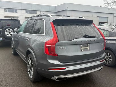 Used 2018 Volvo XC90 T6 Momentum w/ Convenience Package