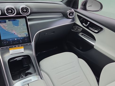 New 2026 Mercedes-Benz GLC 300 image 14