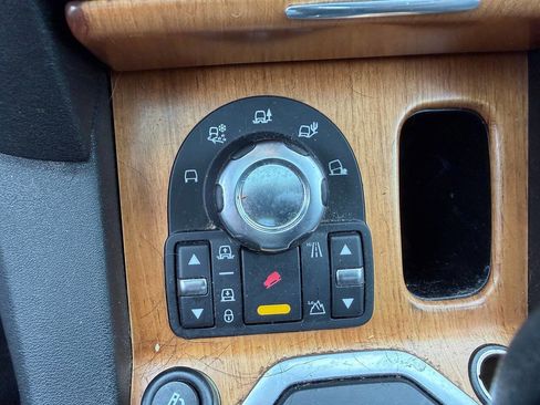 Used 2013 Land Rover LR4 HSE image 23